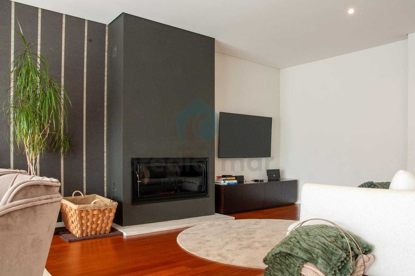 Moradia T5 Lavadores