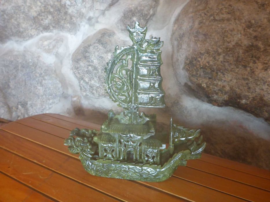 Vintage Barco de Jade Verde Cultura Chinesa do Dragão ESCULPIDO Á MÃO