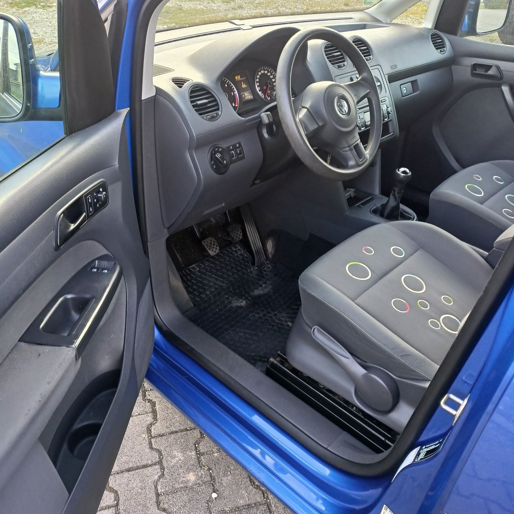 Volkswagen Caddy 1.6 TDI 2011r.