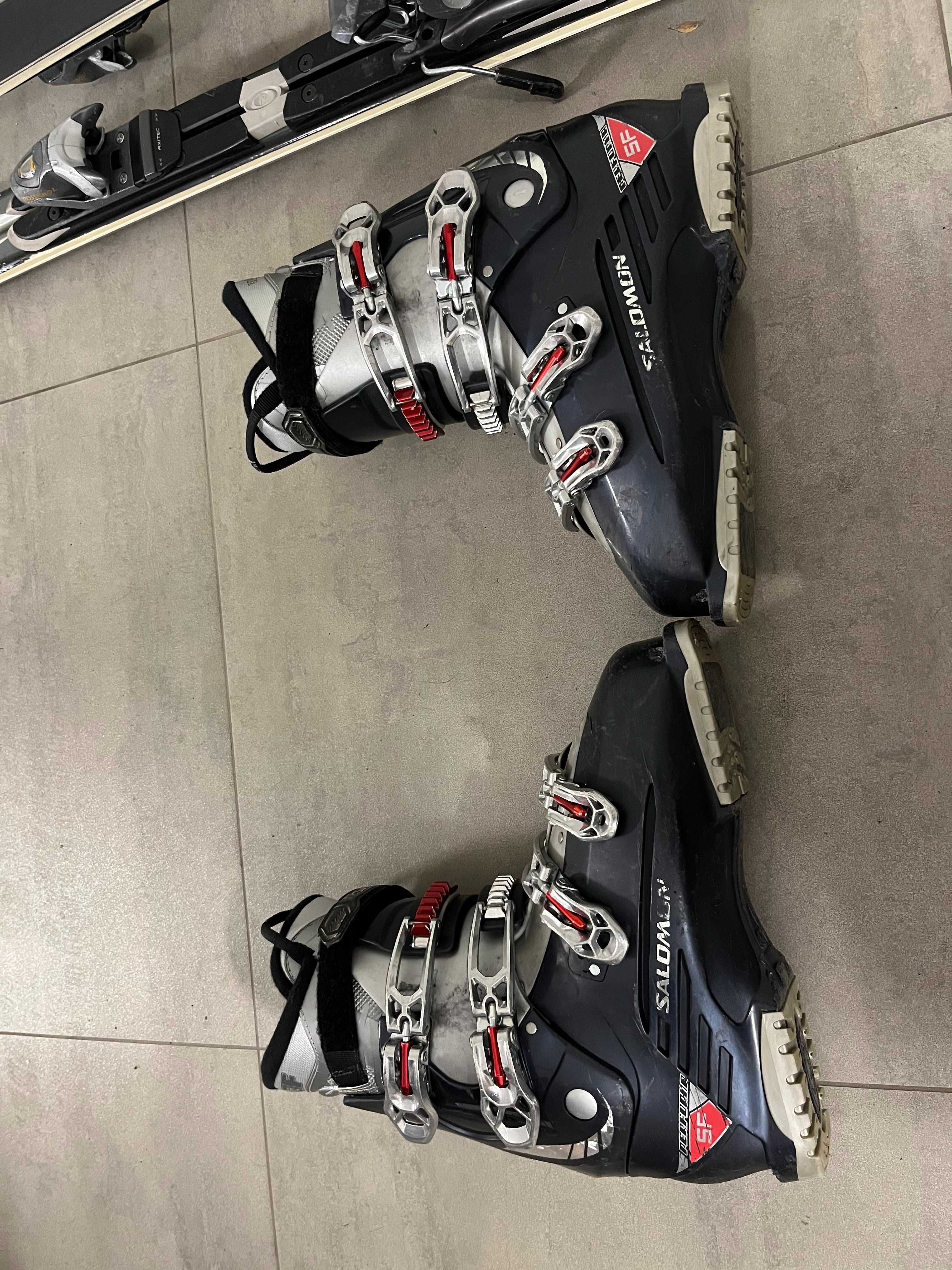 Narty  buty  kijki