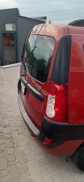 Logan MCV Логан універсал