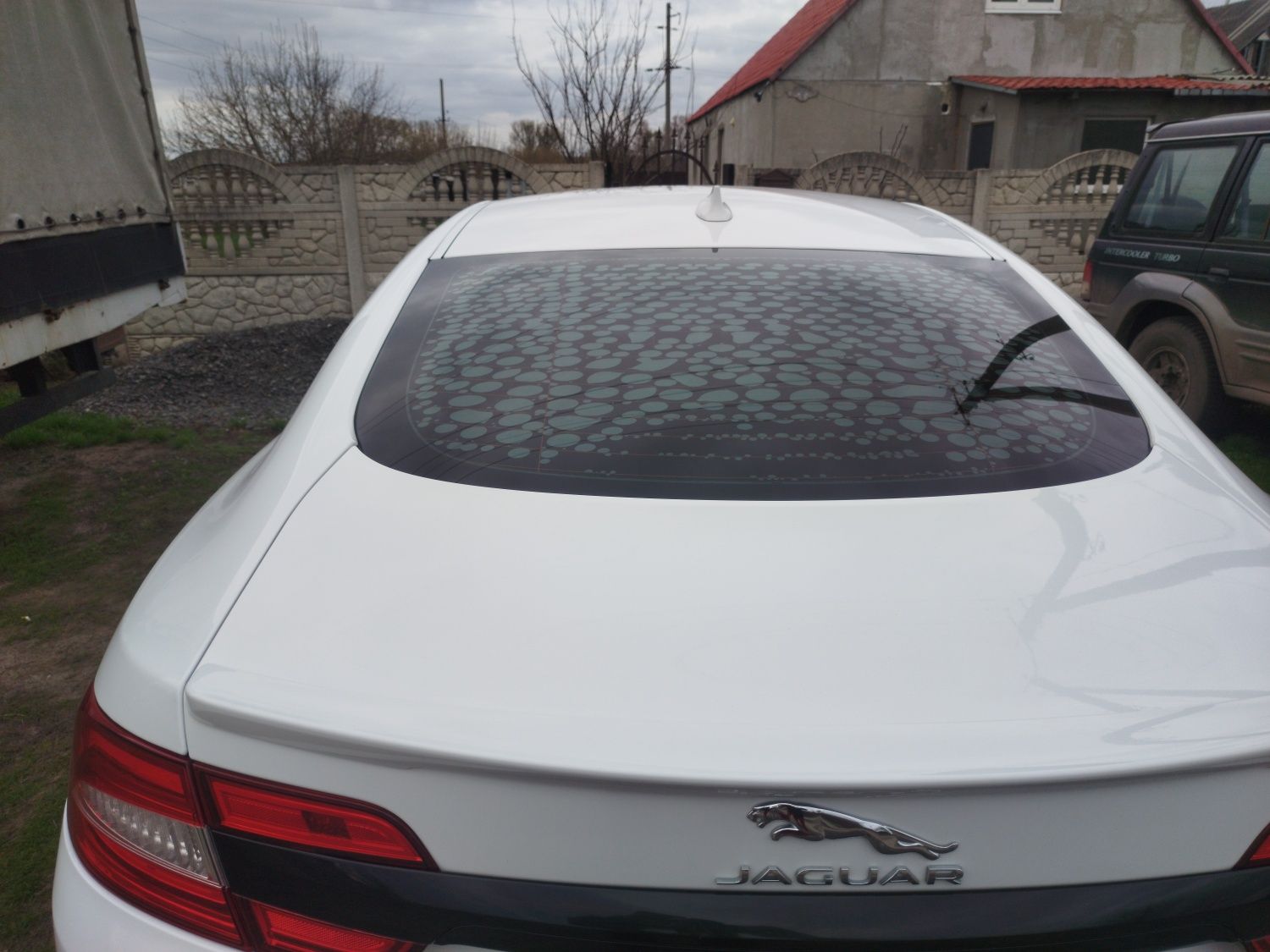 Ягуар xf 2.2 сdi R sport