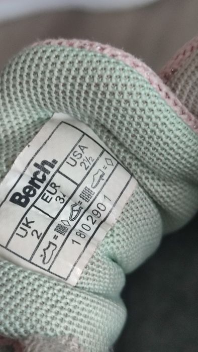 Кросівки для дівчинки Bench