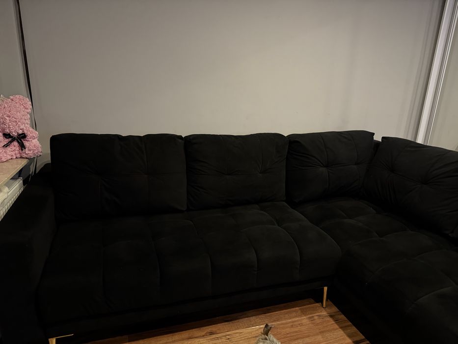 Narożnik z funkcją spania czarny/złote nożki