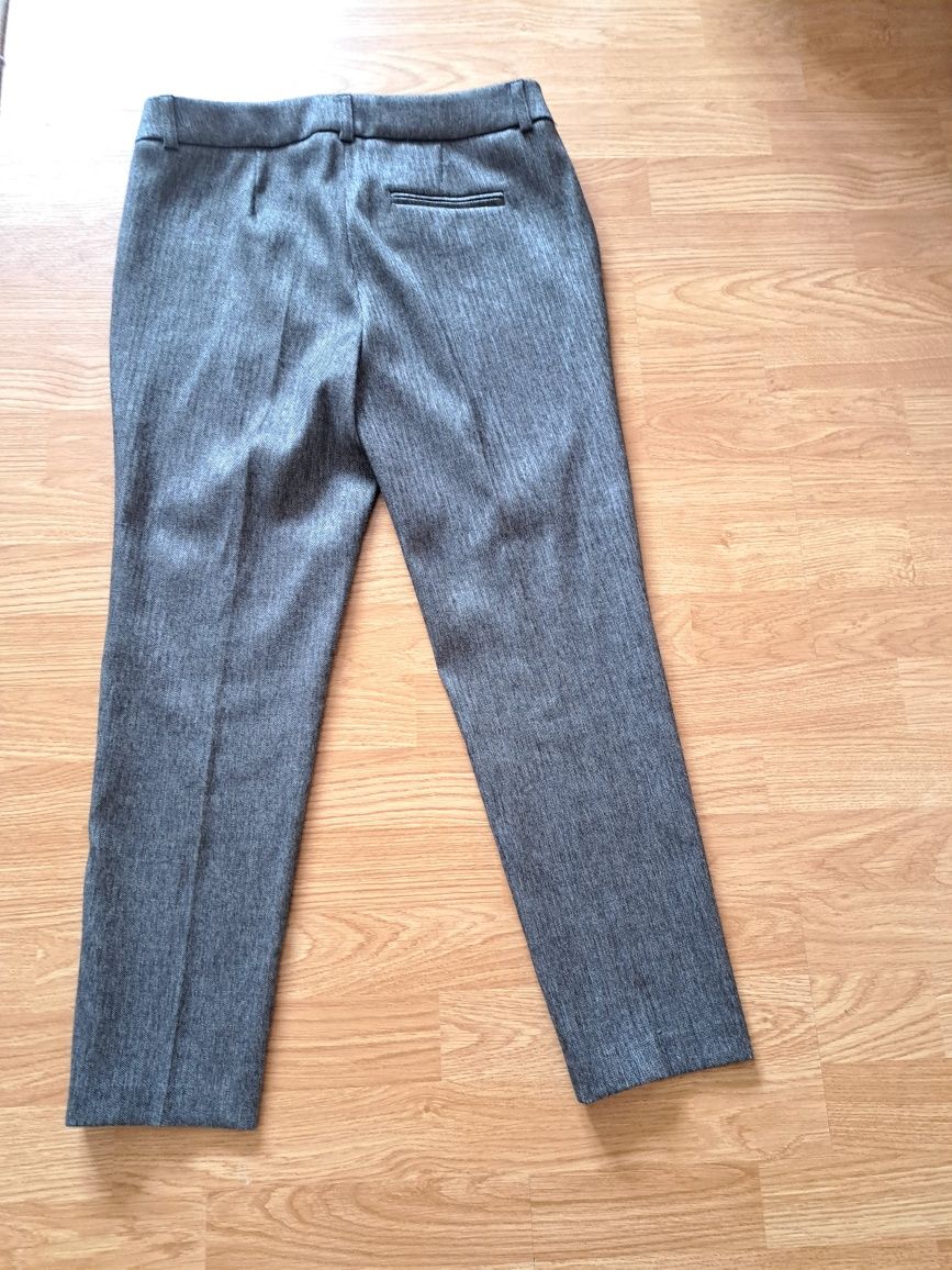 Materiałowe spodnie szare Simple r.36 - nowe
