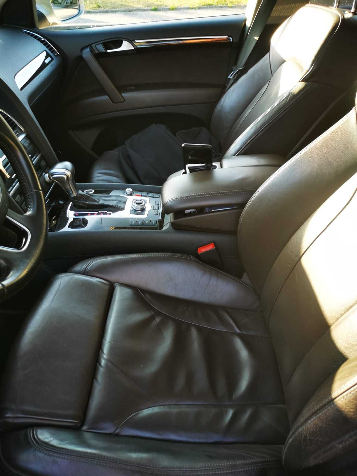 Audi Q7  com 158000km