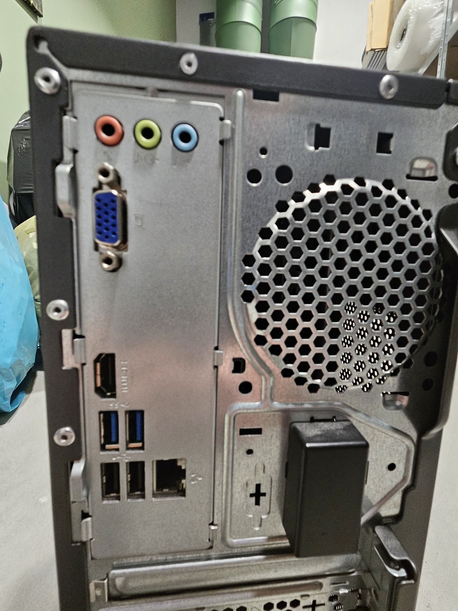 Lenovo ideacentre i5.SSD.16 Ramstacjonarny