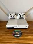 [Xbox] Konsola Xbox One S + 2 Pady + Gra COD