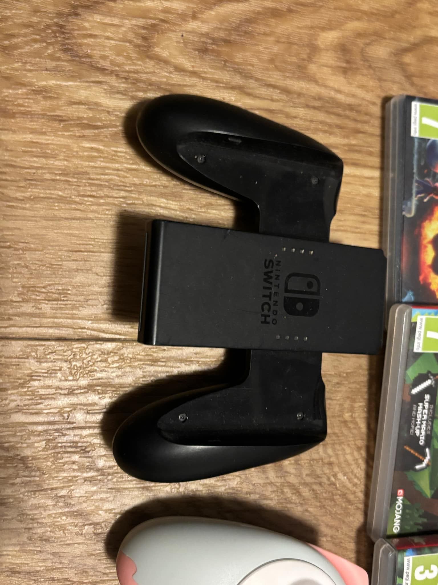 Nintendo Switch z dodatkami