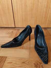 Sapatos pretos Di Sandro