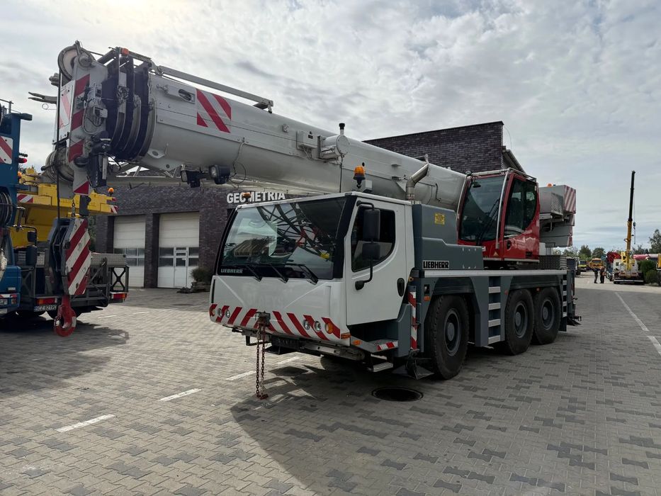 Liebherr LTM 1050-3.1  Stan BDB! Full wyposazenie!!w Czestochowie.189 000 Euro netto