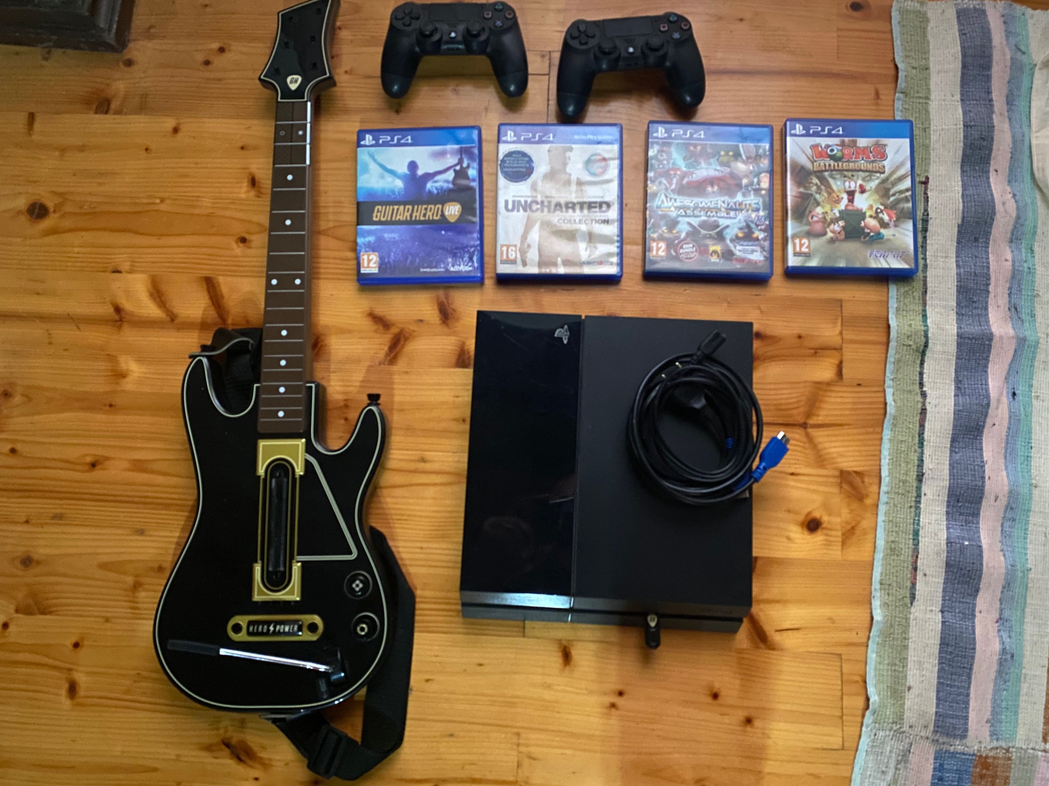 PlayStation 4 Slim com 2 comandos