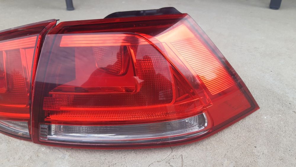 Задні фонарі vw golf 7 до рест