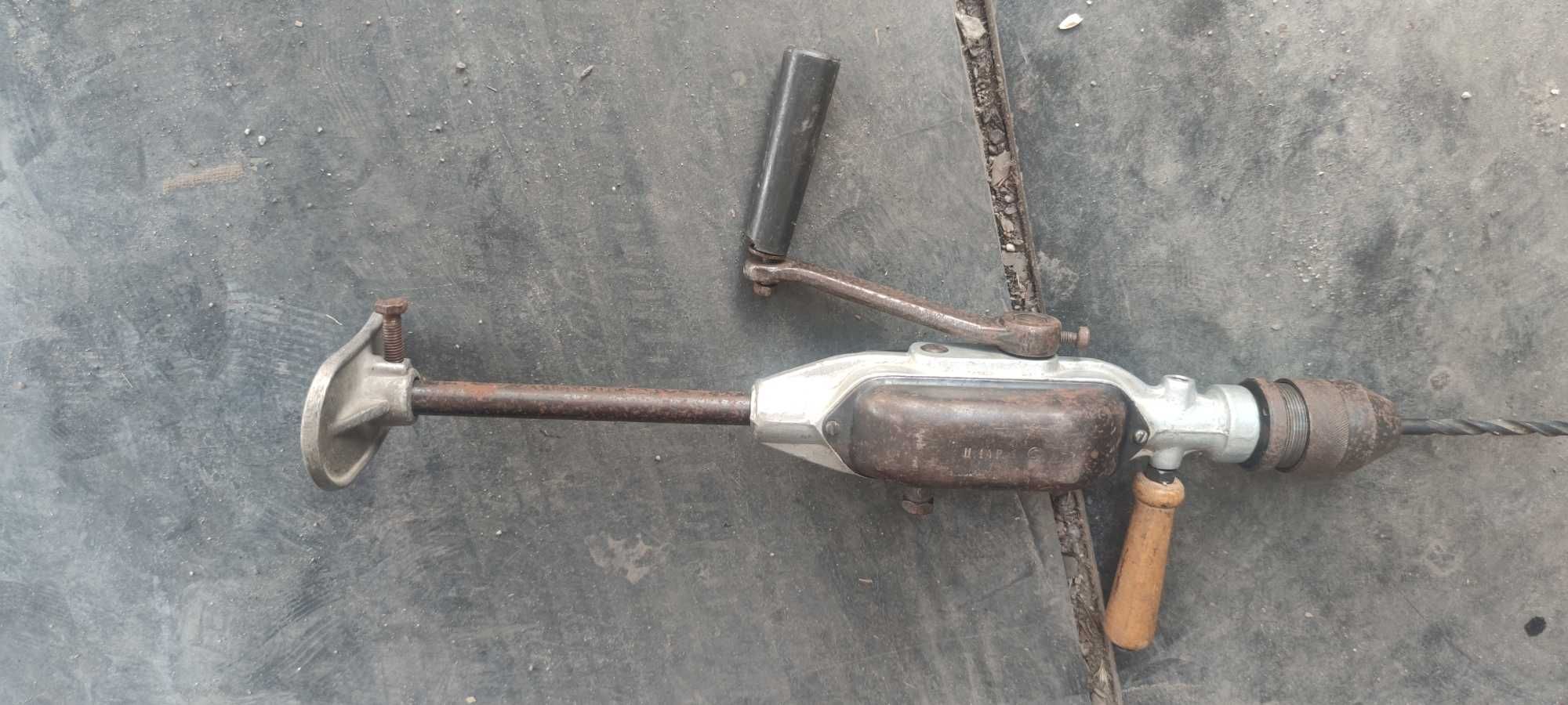 Продам дрель ручная