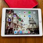 iPad Air 2 (A1567) 64 GB z łącznością WiFi + LTE oraz etui