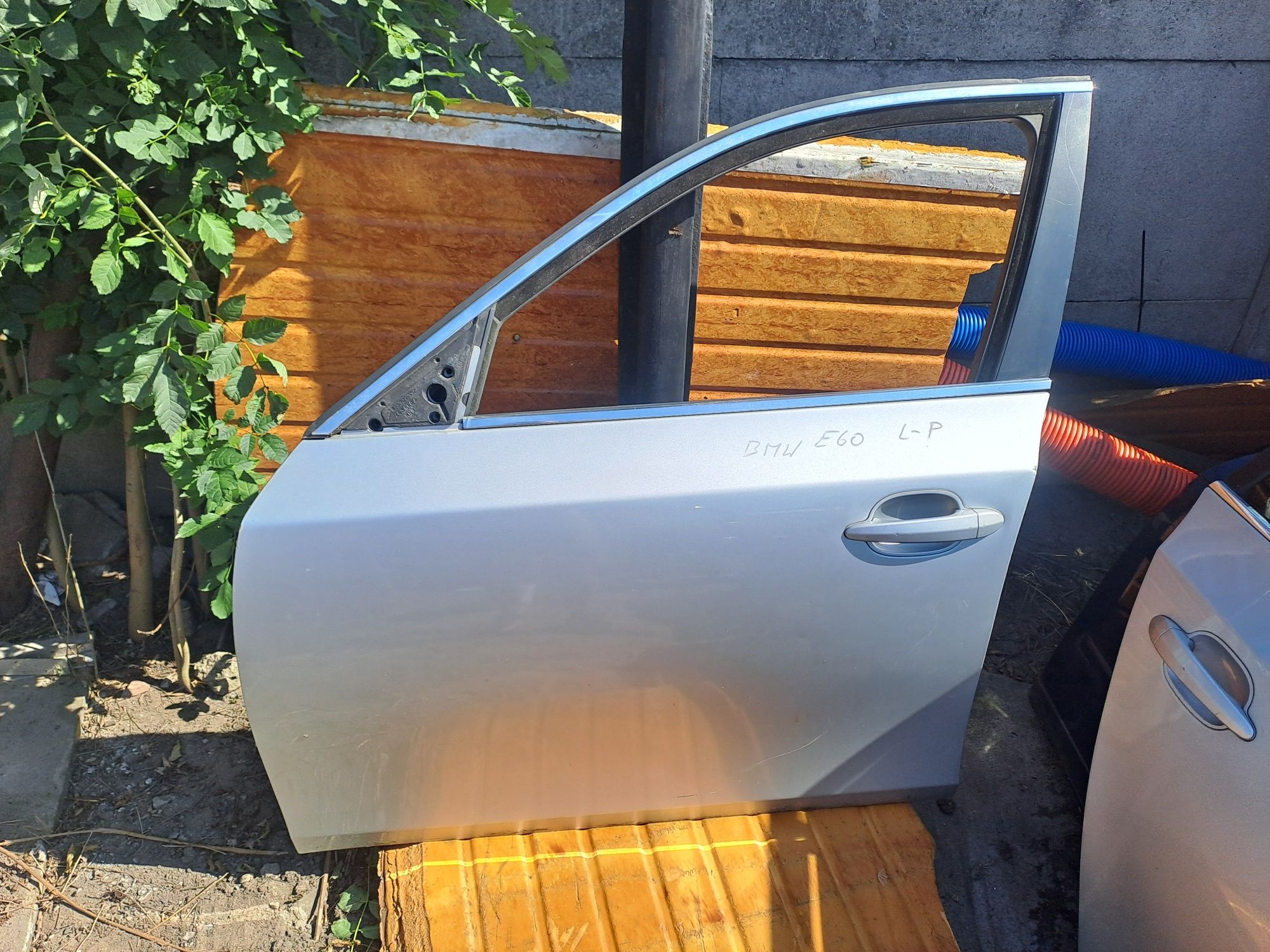 Drzwi przód przednie lewe Bmw 5 E60 Titansilber