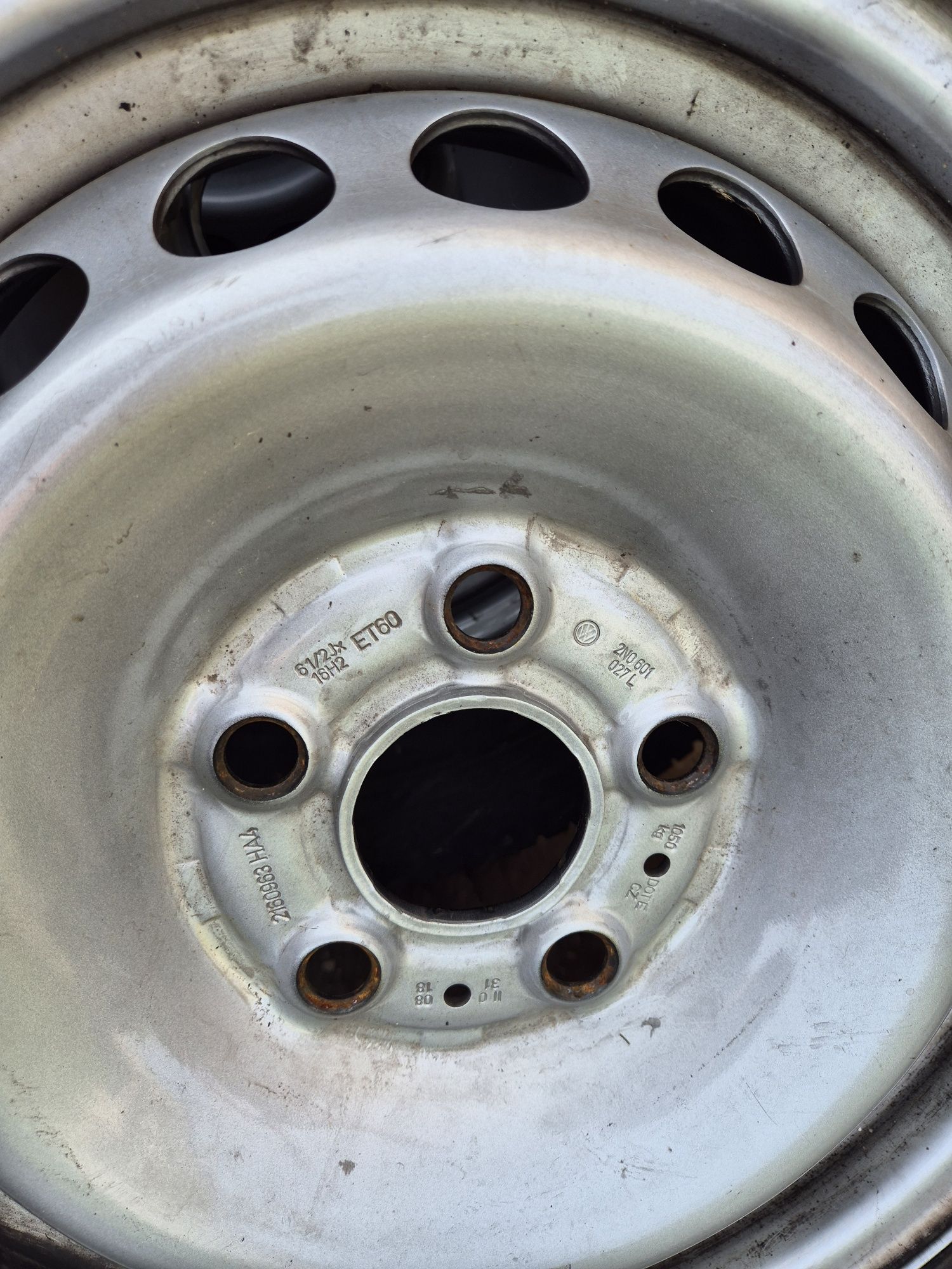 Felgi stalowe z oponami vw crafter 16 205/75/16c  continental 5x120