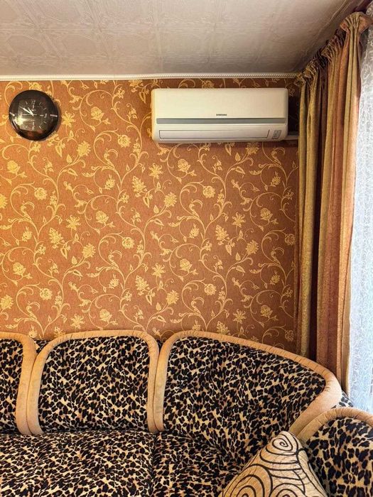 Оренда м Лук'янівська вул Довнар Запольського 6 !