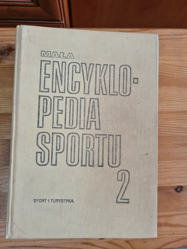 Mała encyklopedia sportu tom 2 L-Ż - Sport i turystyka