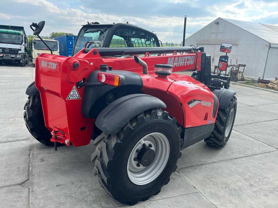 Wynajem ładowarki teleskopowej MANITOU 933– krótko i długoterminowo