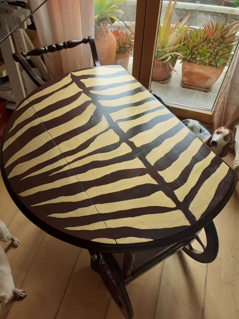 Mesinha vintage zebra