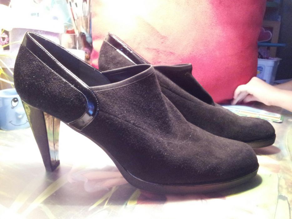 Nowe buty na obcasie marki STUART WEITZMAN r.40/41 okazja