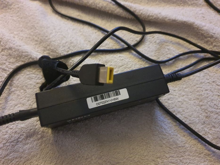 Zasilacz do komputera Lenovo