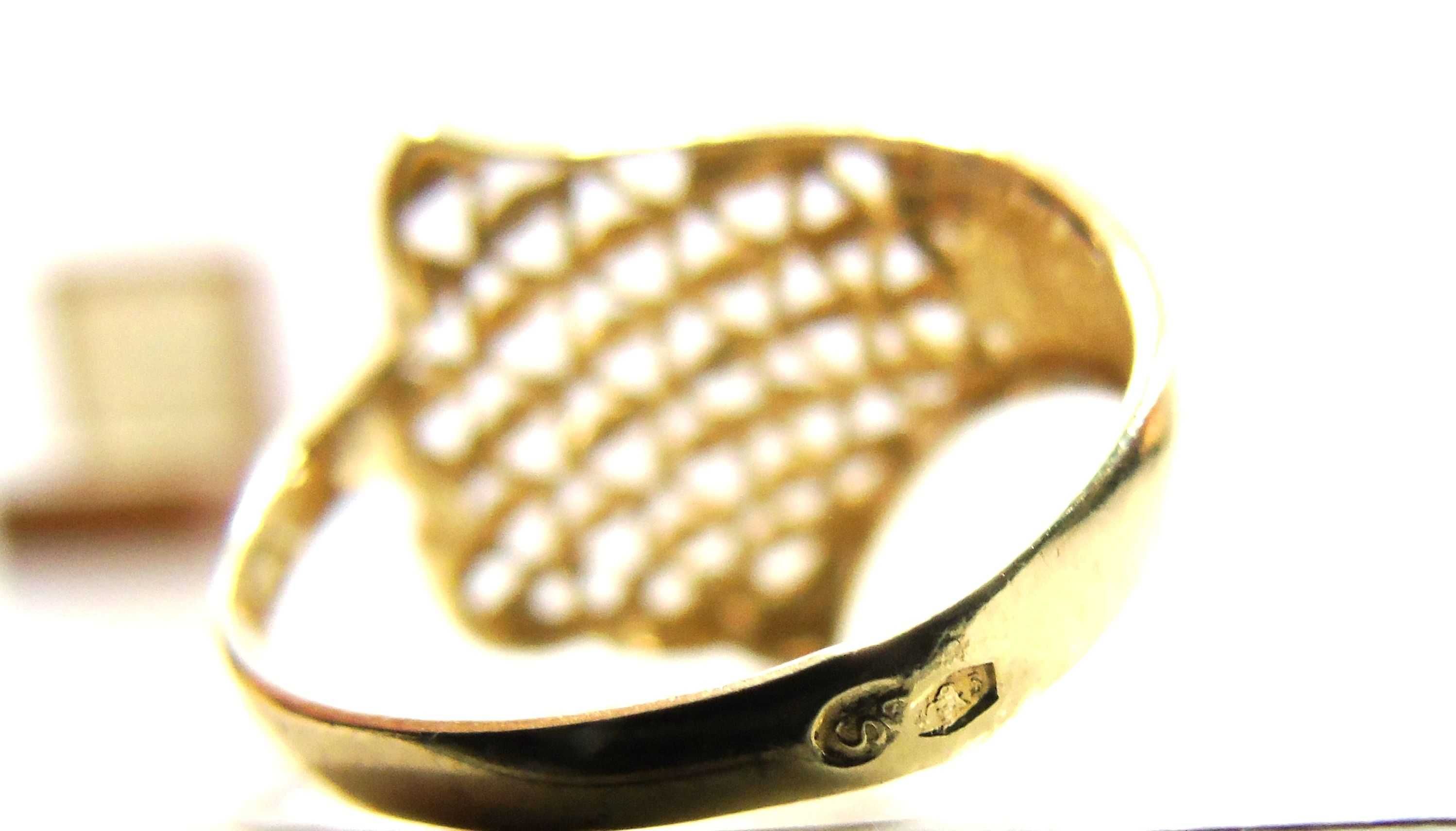 Złoty pierścionek PR.585 R.17 Lombard Żuromin Loombard