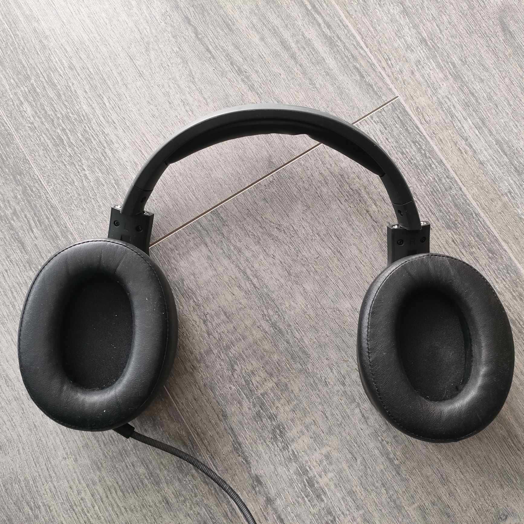 Słuchawki gamingowe bezprzewodowe HyperX Cloud Flight S jak nowe