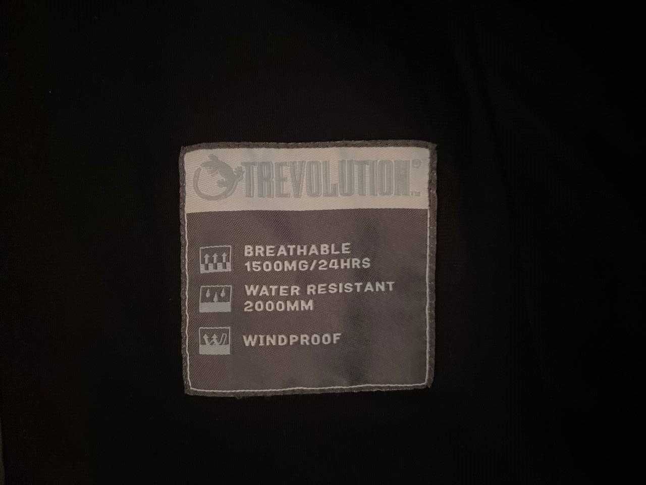 Продам вітрівка Trevolution