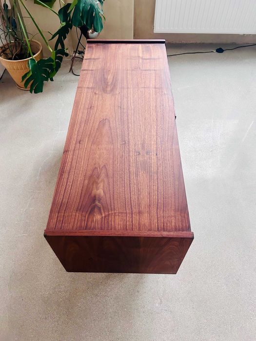 Komoda Vintage Mid-Century z okresu PRL po renowacji / Komoda RTV