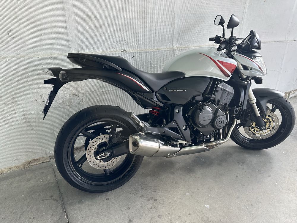 Honda hornet 2010