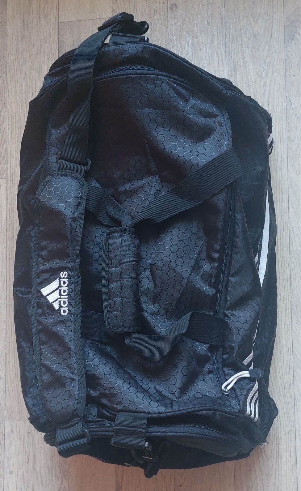 Сумка б/у спортивная Adidas 55L.