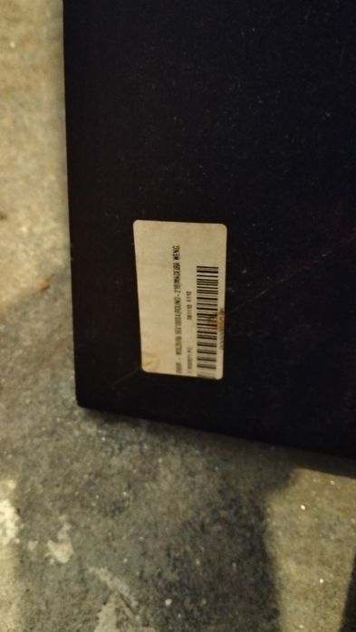 Espelho em moldura madeira maciça