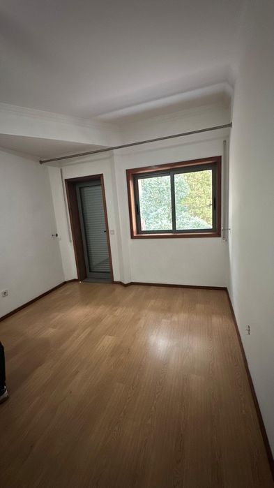 Apartamento T2 V. n. Famalicão