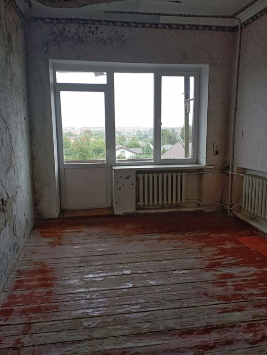 Продам дві кімнати у комунальній квартирі. У м. Бердичів