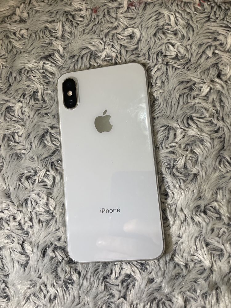 Продам iphone xs 64gb на паролі