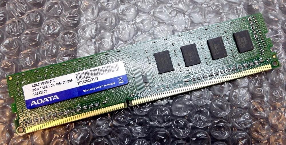 Память 2 Gb DDR3-1333 (Intel/AMD)