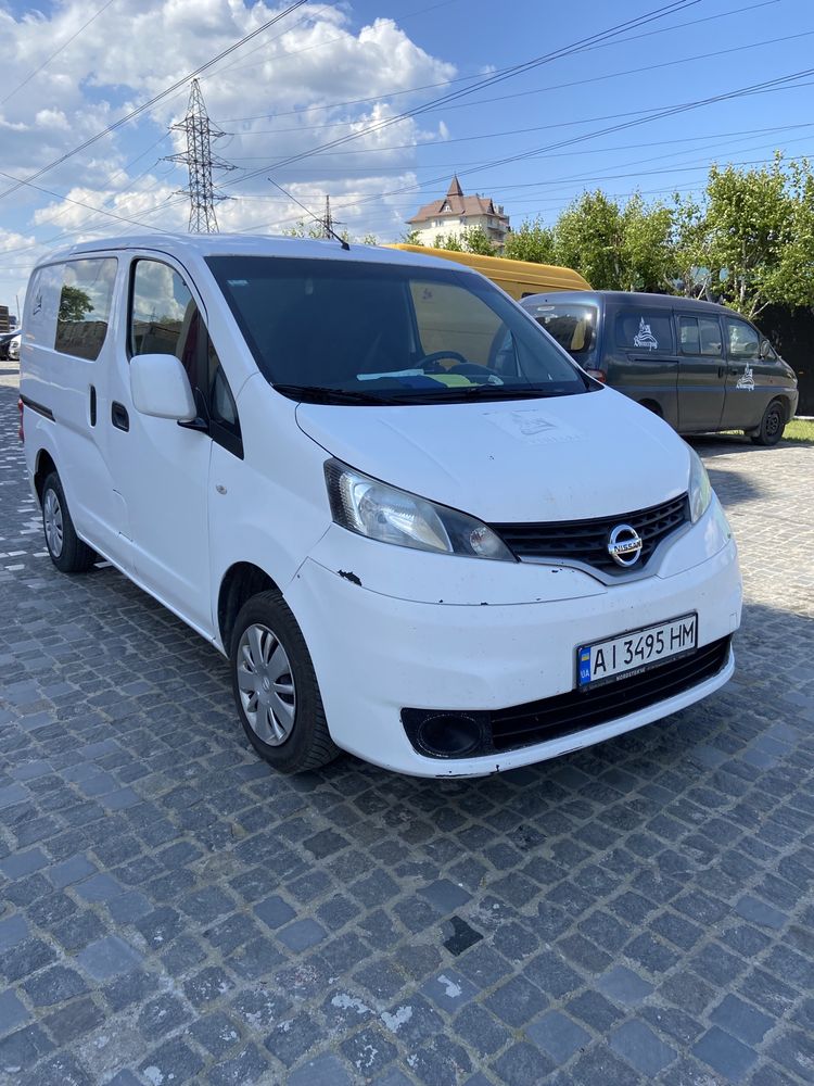 Nissan NV 200 гарний стан