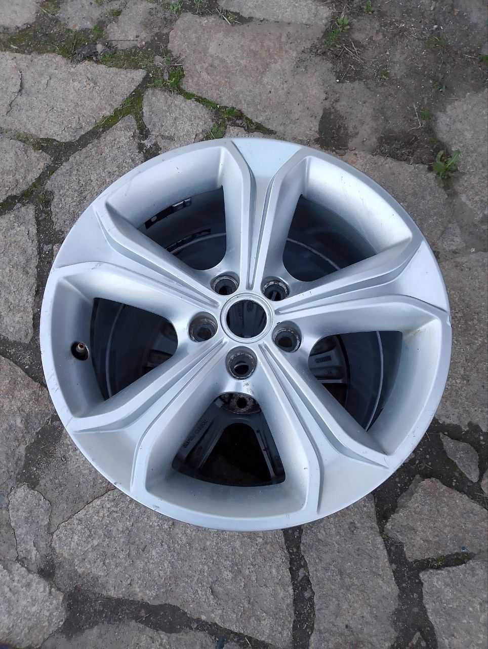 Диски R17 5X108 7J ET45