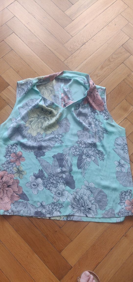 Bluzka letnia firmy Lakalu rozmiar 40