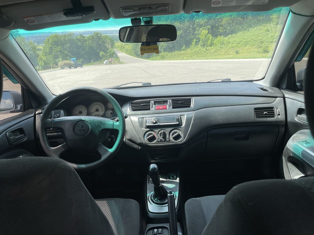 Продам свое авто lancer 9