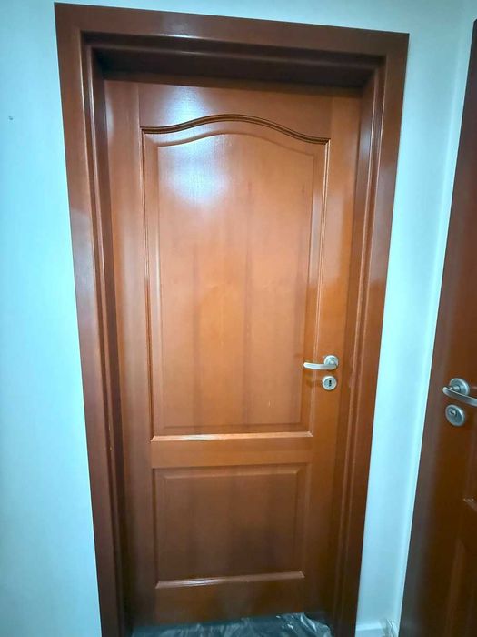 Drzwi wewnętrzne drewniane z ościeżnicą