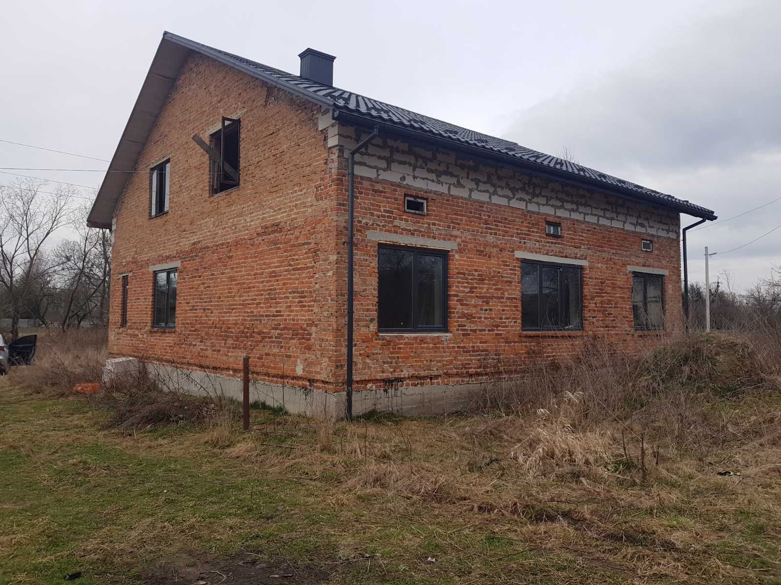 2-х поверховий будинок та земельна ділянка 17,6 сот., с. Стрептів