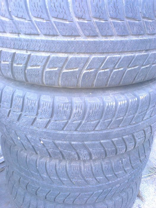 Felga stalowa 15 cali Peugeot 207 z oponami zim. 185/60r15 4 szt.
