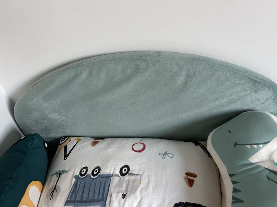 łóżko regulowane dziecięce Ikea slakt zaglowek tapicerowany idealne