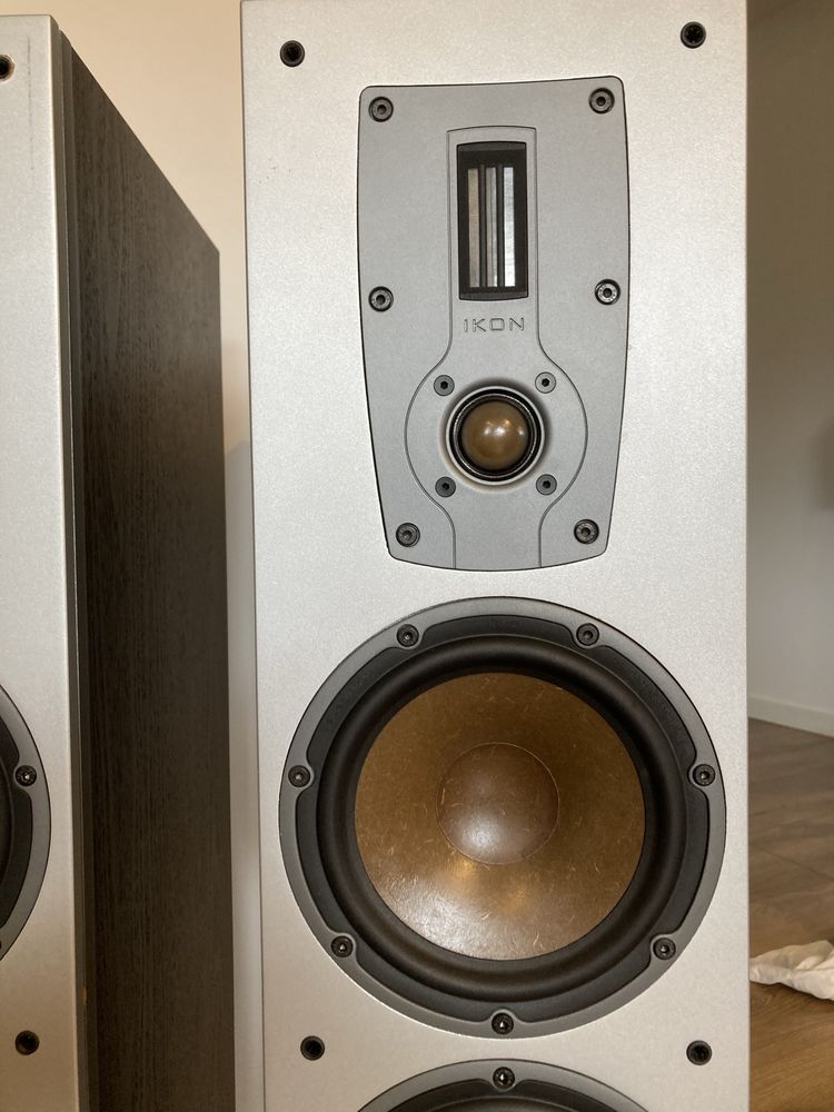 Dali ikon 6 black asch