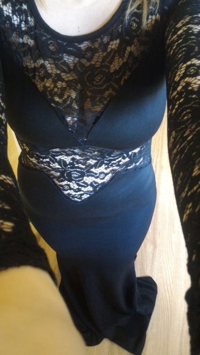 Długa czarna sukienka z dodatkiem koronki r.M/L