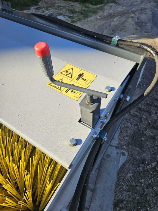 Łyżko-szczotka zamiatarka Łyżka zamiatająca SONAROL WYPRZEDAŻ Jesienna