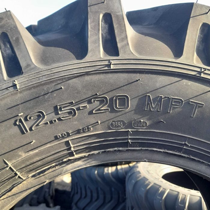 Opona 12.5-20 12PR PM50 132F TL Petlas